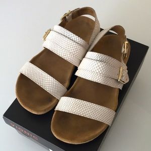 Vionic Sandals
